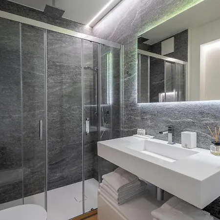 Sasso Boretto, Luxury Ascona
