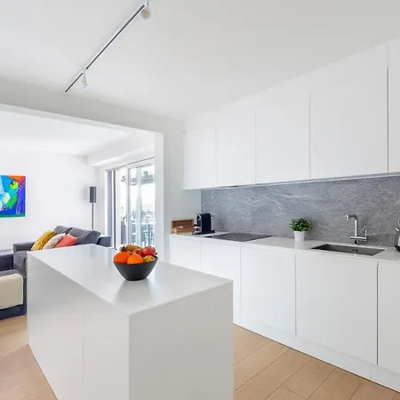 Sasso Boretto, Luxury *