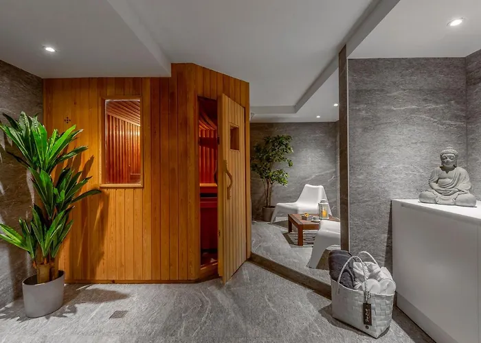 Sasso Boretto, Luxury Апарт-отель 4*