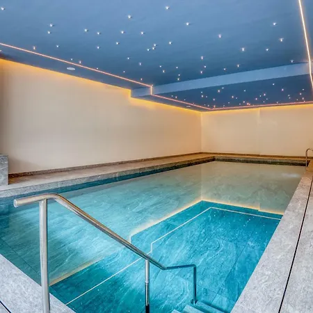 Sasso Boretto, Luxury Apartmanhotel