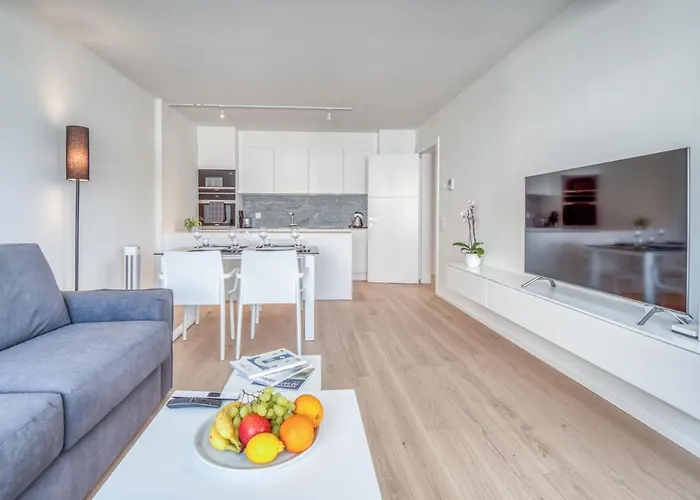 Sasso Boretto, Luxury 4* أسكونا